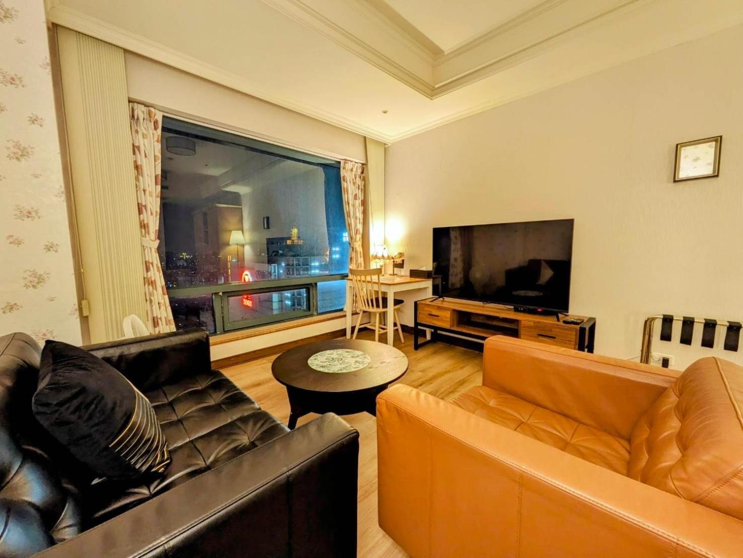台中自由行 Apartamento Exterior foto